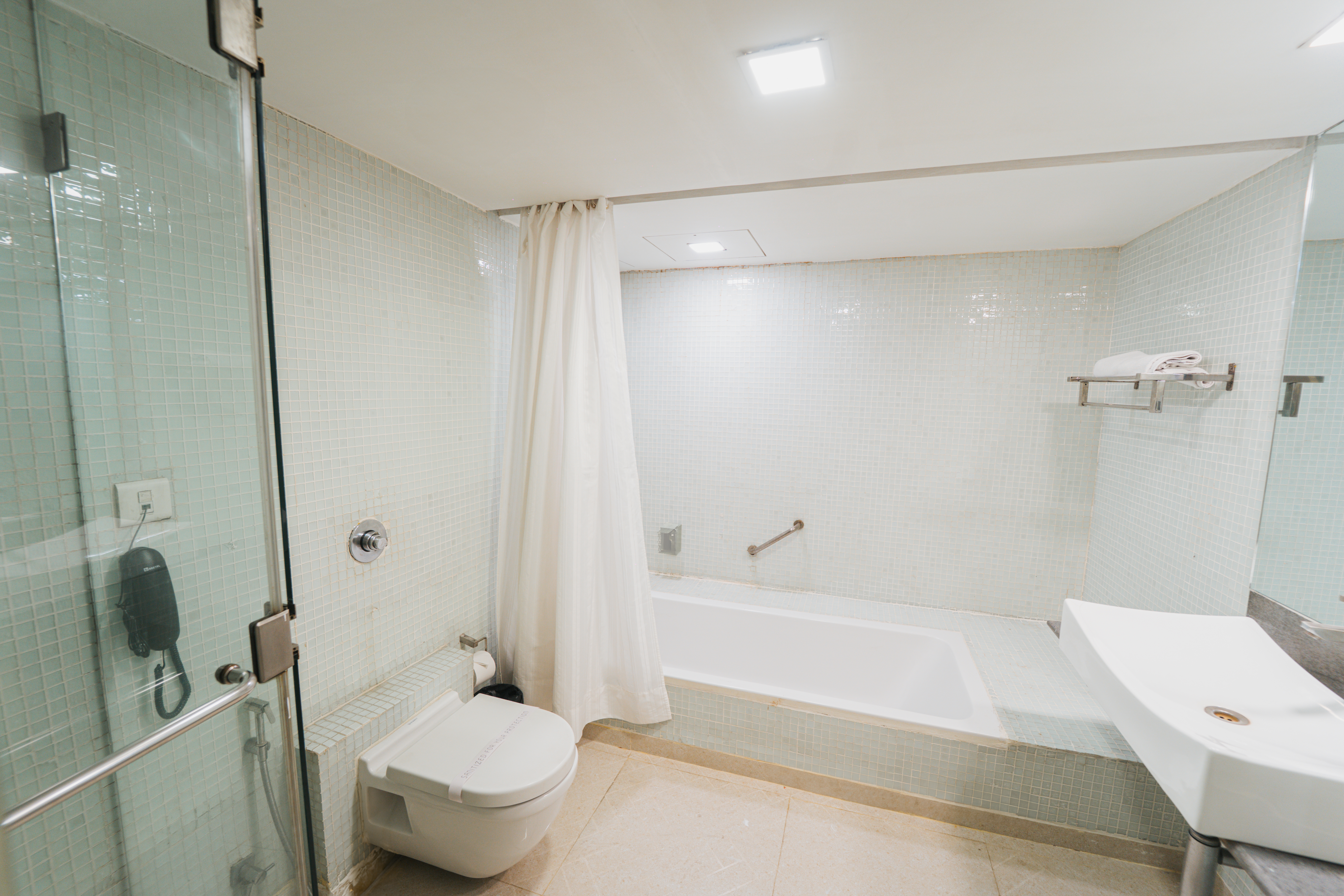 top Suite Room in Hinjawadi Pune